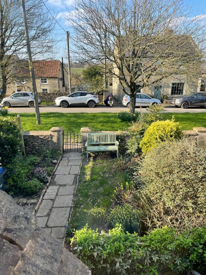 Hebe Cottage Atworth Exterior foto